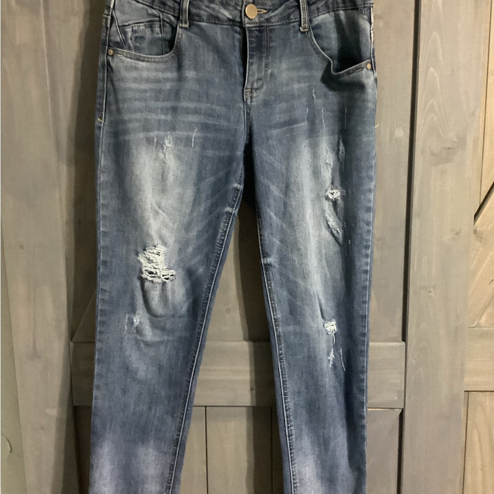 Democracy Distressed Blue Ankle Jeans